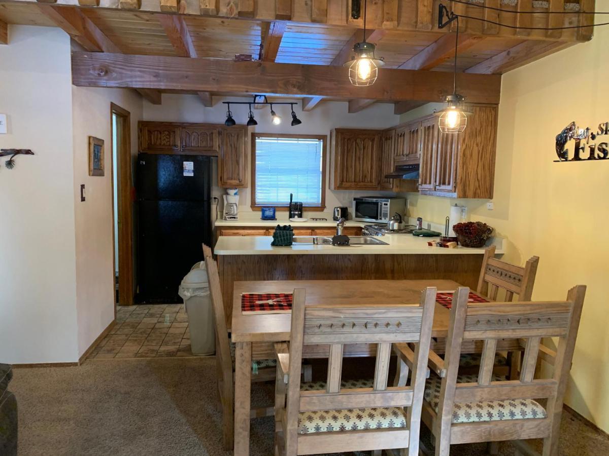 Riverbend 7 A Townhouse On The River ريد ريفر المظهر الخارجي الصورة